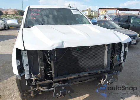 2017 Chevrolet Silverado C1500 Lt z USA, uszkodzony, nr VIN 1GCRCREC3HZ176327